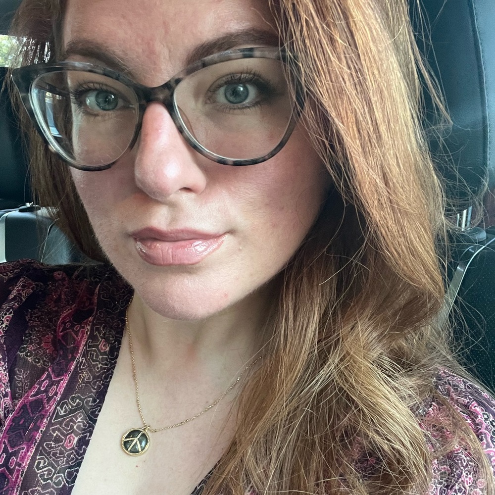 Meet your Posher, Beth